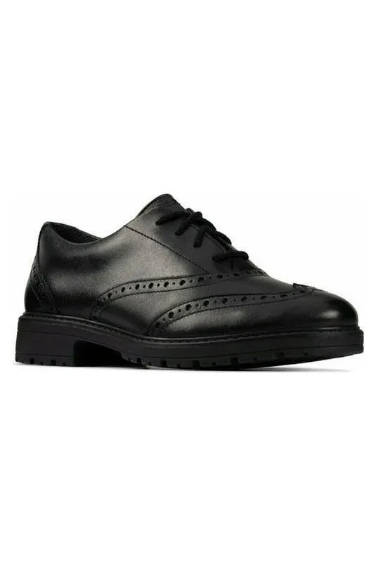 Clarks Loxham Brogue Youth black