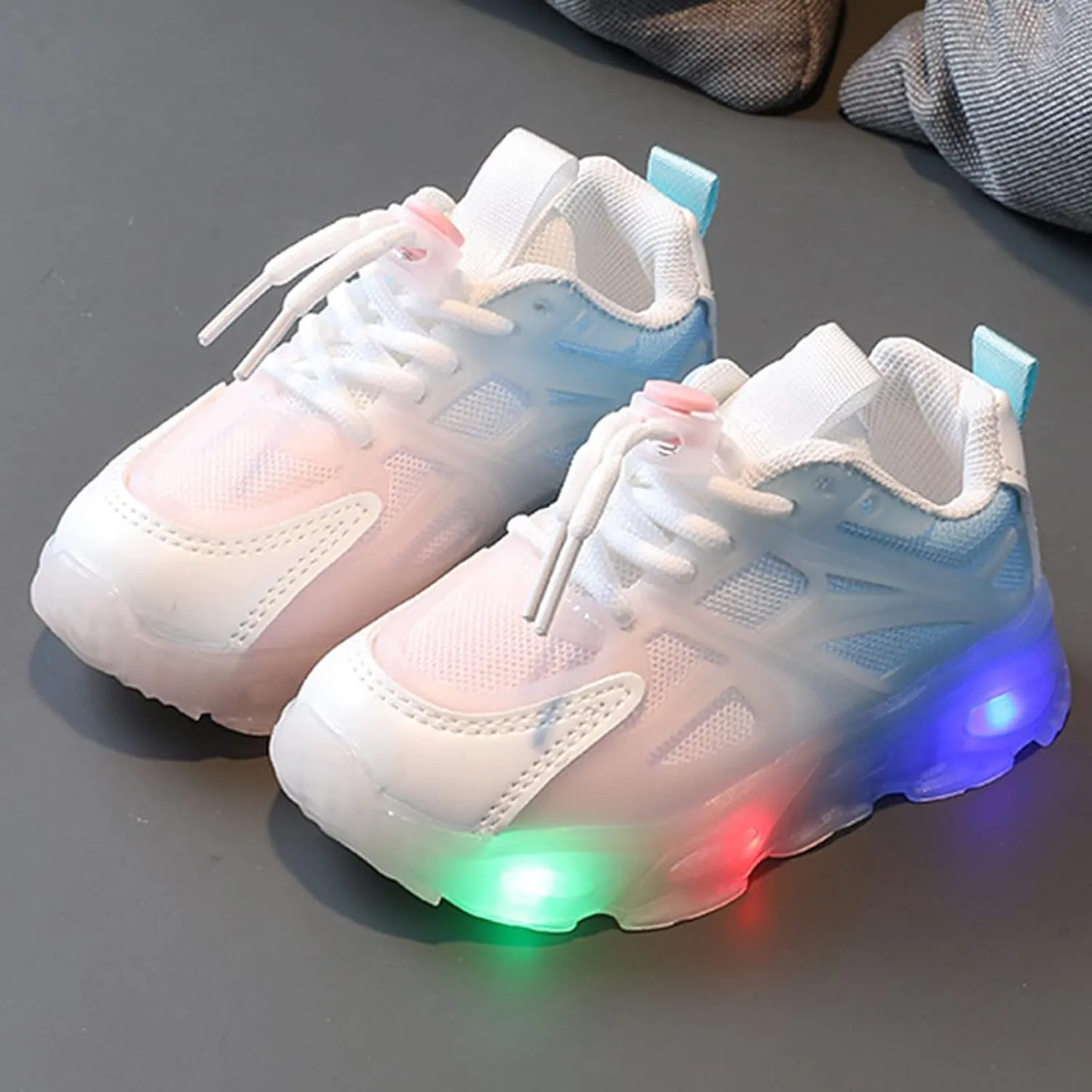 Fashion Light On LED Baby Shoes Casual Children Shoes Boy Sandals Soft Soled Kids Sport Shoes Football Cleats