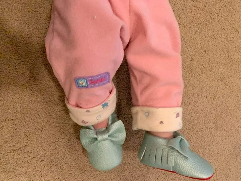 HONGTEYA Tassel Bow Baby Moccasins - Boys and Girls Shoes for Infants, Babies, Toddlers
