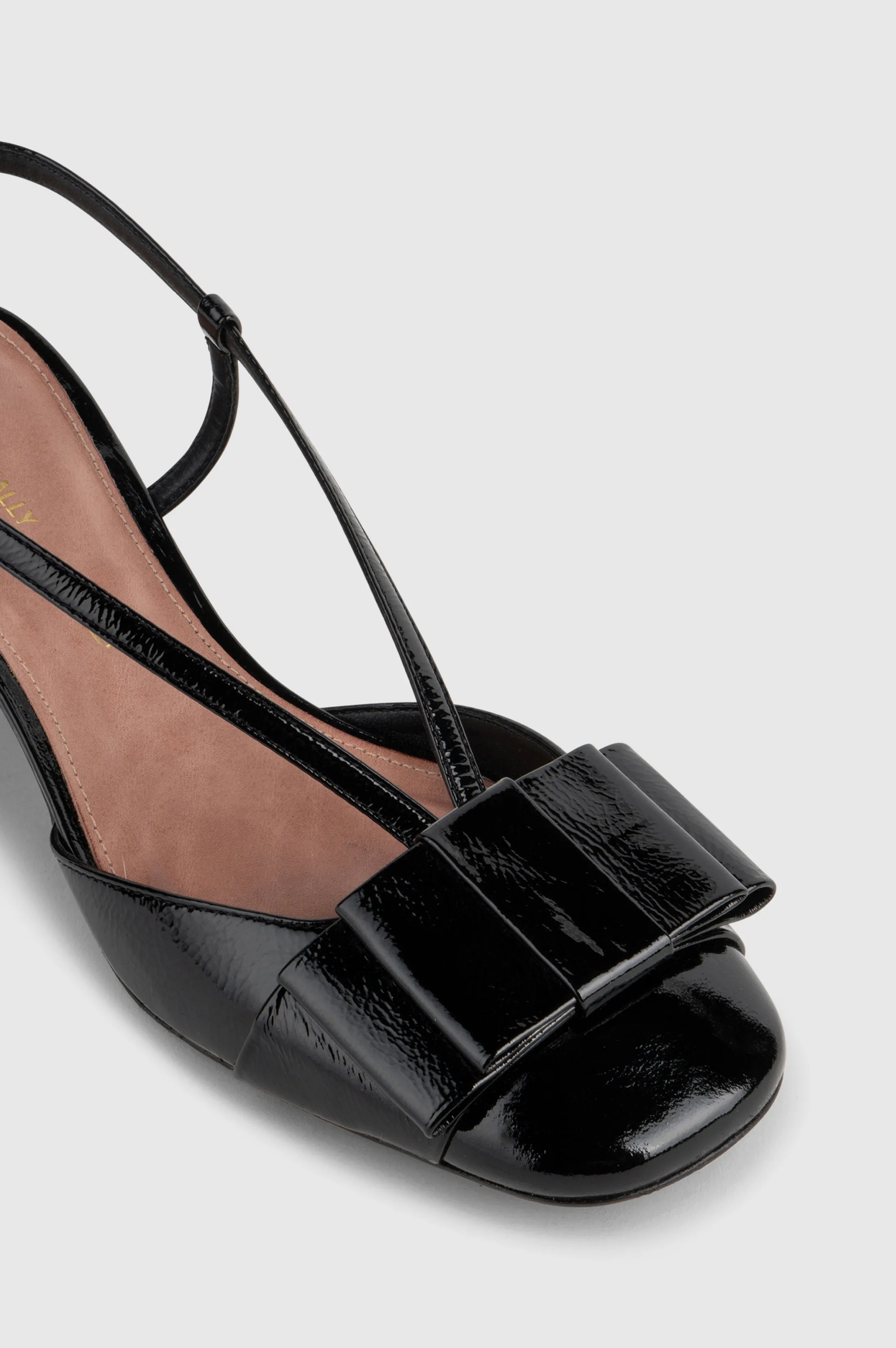INTENTIONALLY BLANK CARINA HEEL - BLACK