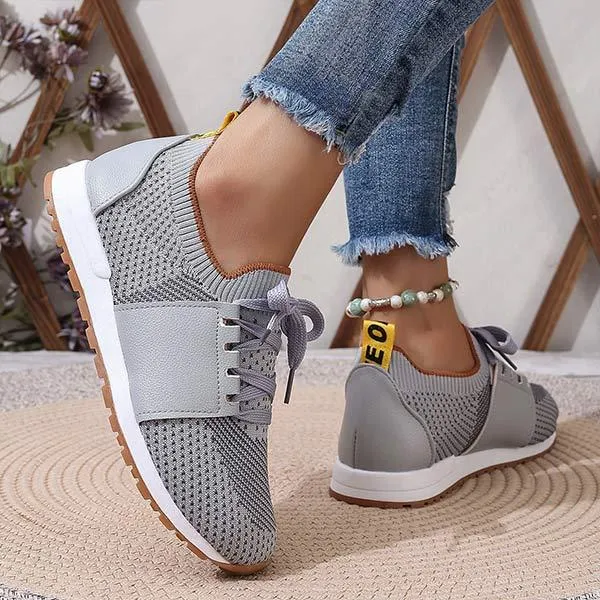 Women's Flat Lace Up Casual Sneakers 86622294C
